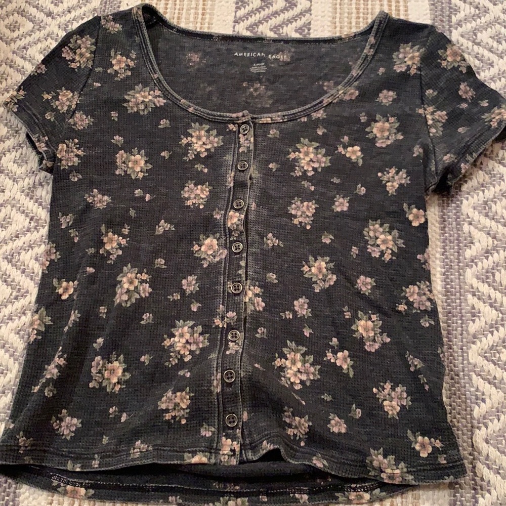 American Eagle Floral Top size Small